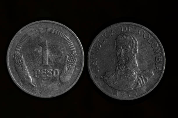 istock Colombian 1 peso coin 1499443670