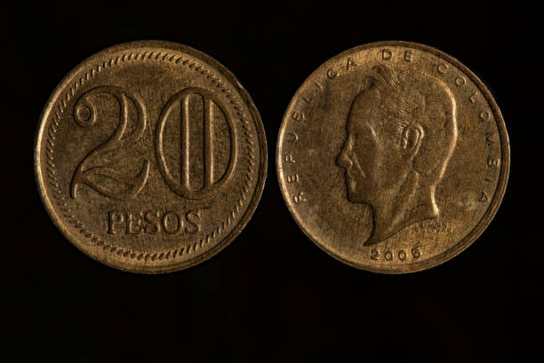 istock 20 colombian pesos coins 1499444295