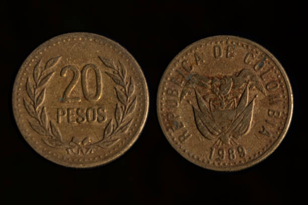 istock 20 colombian pesos coins 1499444979