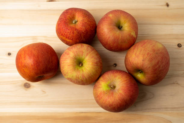 istock Sweet and healthy fresh fruit apples 1499453070