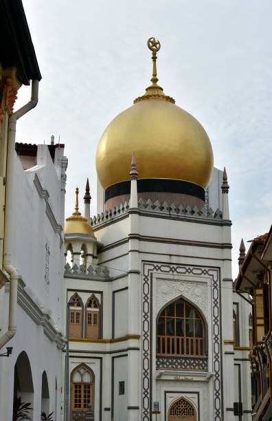 istock Sultan Mosque Medium-Long Portrait, Muslim Quarter, Singapore 1499485491