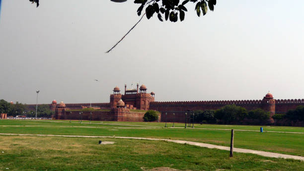 istock Panoramic of the Red Fort, Delhi, India 1499507771