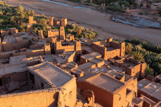 Scenic historic clay houses in the ancient UNESCO town of Ait Ben Haddou Scenic historic clay houses in the ancient UNESCO town of Ait Ben Haddou in Morocco ksar stock pictures, royalty-free photos & images