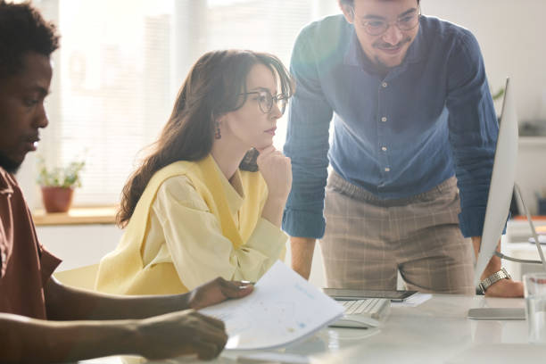 istock Business people working in team in office 1499663114