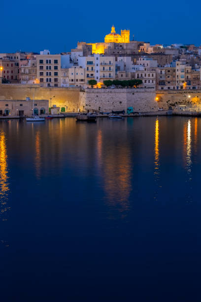 istock Malta Harbour And Valetta At Twilight With Illuminated Church 1499683725