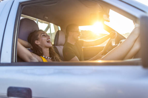 istock Couple on a summer road trip 1499700703