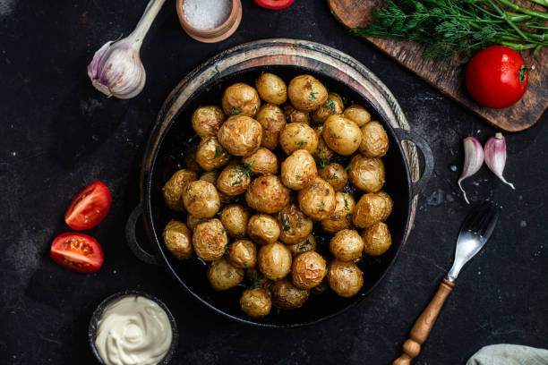 istock Baked new potatoes in a bowl 1499738240