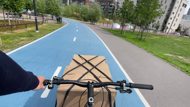Bike messenger Cargo bike point of view