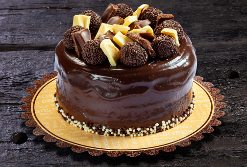 Chocolate cake with bonbon