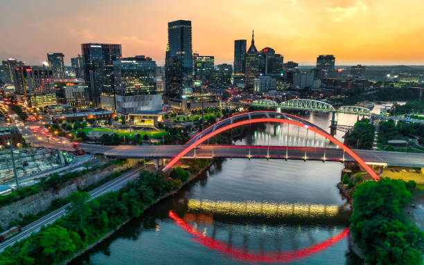 istock Nashville Tennessee skyline sunset view 1499792646