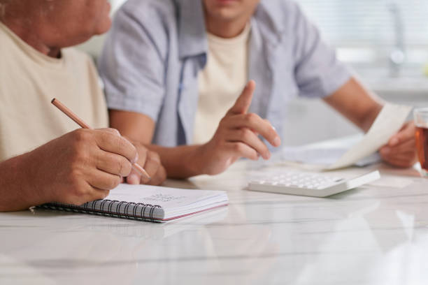 istock Calculating Family Expenses 1499800109