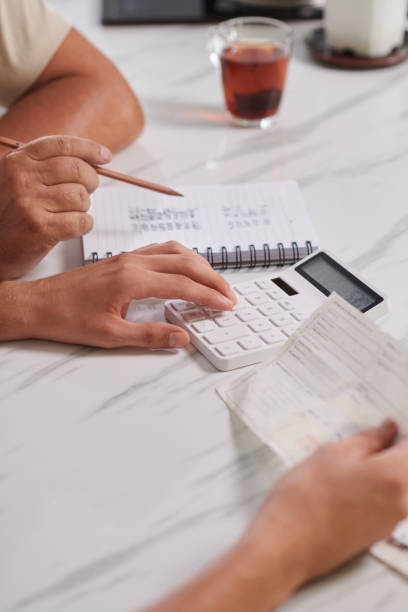 istock Calculating Family Expenses 1499800133