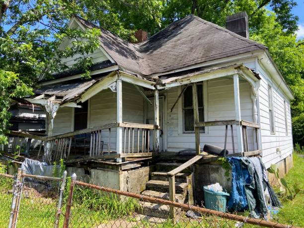 istock Abandoned House in Anniston, Alabama 1499842837