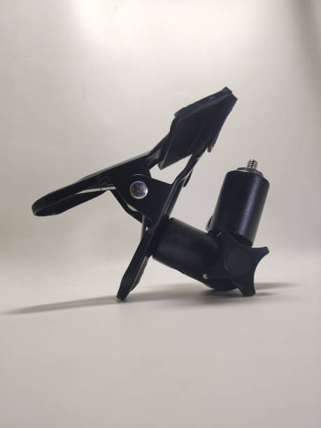 istock black big clamp for backgrounds, 1499900816