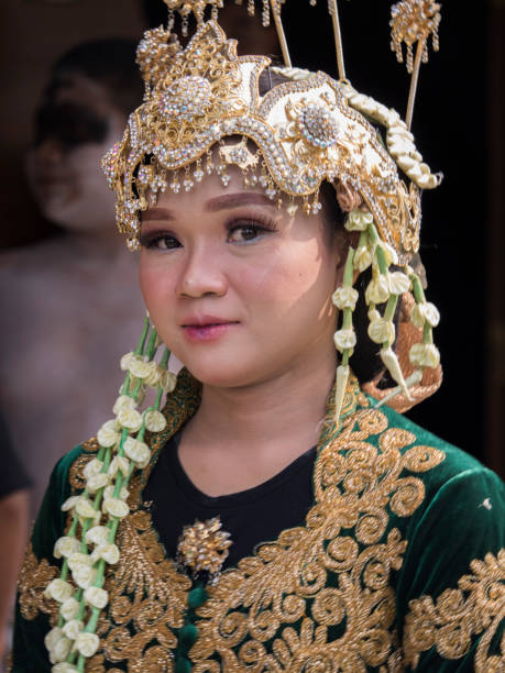 istock Portrait of a traditional Javanese bride 1499908245