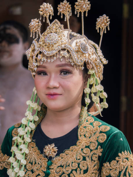 istock Portrait of a traditional Javanese bride 1499908456