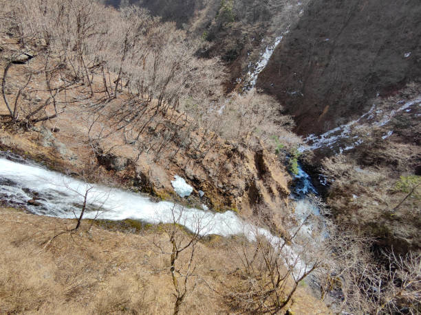 kegon falls, parc national de nikko, japon - nikko asia japan natural landmark photos et images de collection
