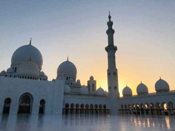 istock The Mosque in the dusk 1499969872