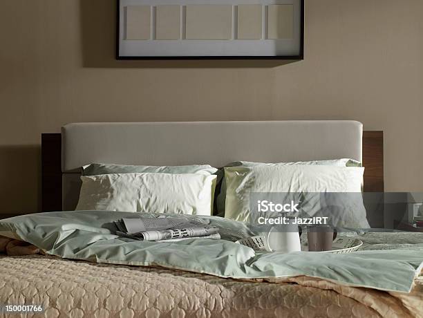 Quarto De Dormir - Fotografias de stock e mais imagens de Aconchegante - Aconchegante, Almofada - Roupa de Cama, Apartamento