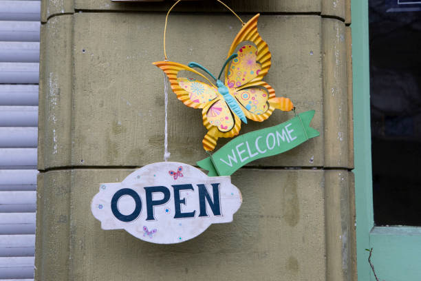 istock Butterfly open and welcome sign 1500047198