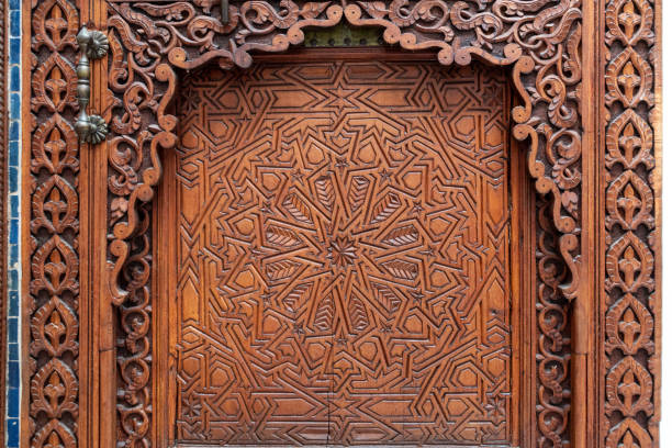 istock Rich decorated door in an Arab palace in Marrakech 1500066840