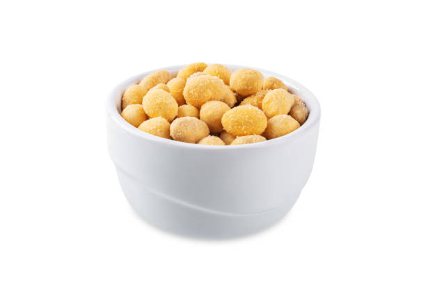 istock Cheese peanuts in a bowl on a white isolated background 1500101702