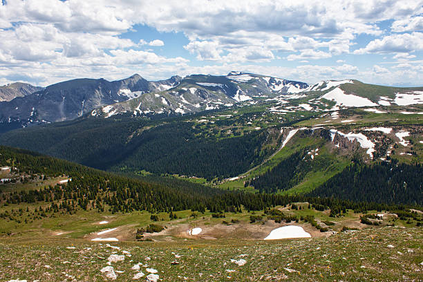 istock Overlook over the Rocky Mountains, Colorado 150015266