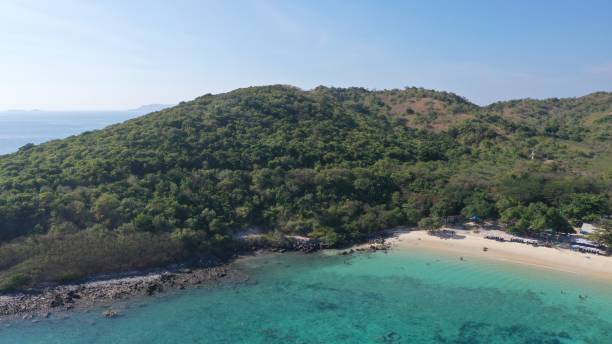 istock Koh Larn in Pattaya Thailand 1500161143