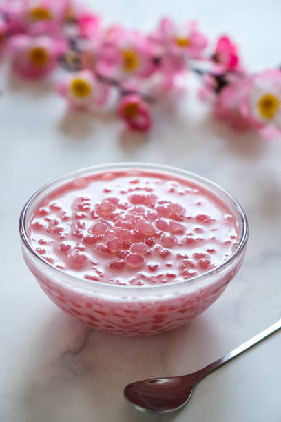 istock ice sago coconut milk, es delima 1500161701