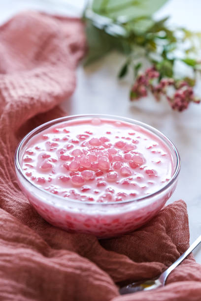 istock ice sago coconut milk, es delima 1500162213