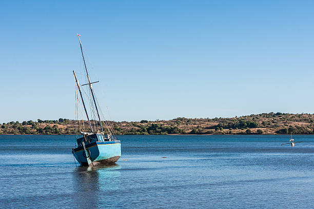 malagasy dhow - mastro peça de embarcação - fotografias e filmes do acervo
