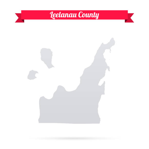 illustrazioni stock, clip art, cartoni animati e icone di tendenza di contea di leelanau (michigan). mappa su sfondo bianco con banner rosso - leelanau county