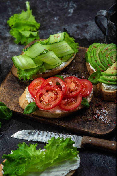 istock Sandwiches with tomato, avocado and cucumber 1500288509