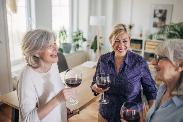 istock Female friends at home 1500290203