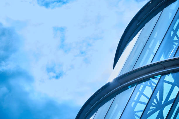 istock Curved glass and steel building 1500293746