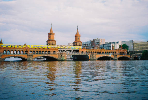 istock Oberbaumbruecke  bridge in Berlin at sunset 1500314790