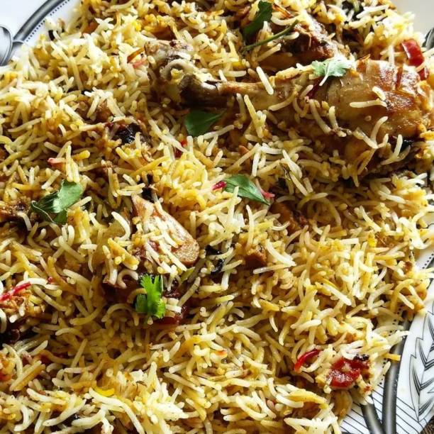 istock Chicken Dum Biryani - A Fragrant and Flavorful Delight 1500338746