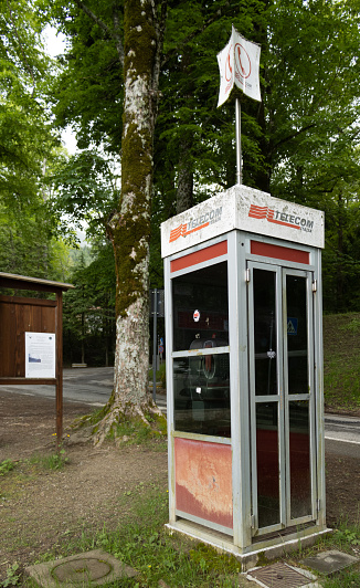 Public pay phone in Rudesheim, Germany