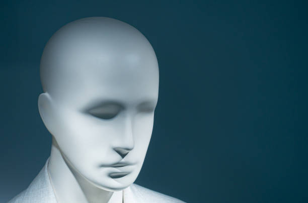 istock Head shot of mannequin 1500356578