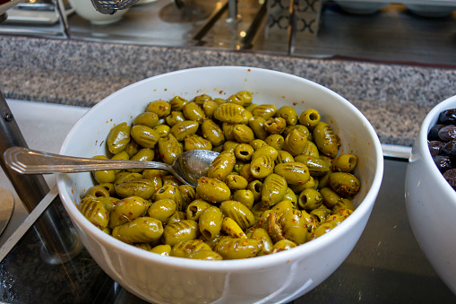 Grilled green olives, a great taste