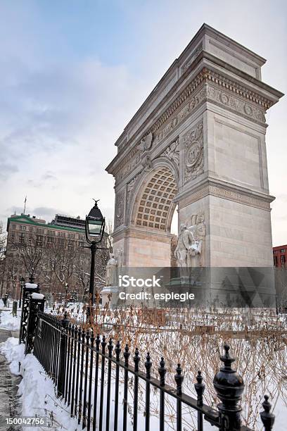 Triumphal Arch At Washington Square Park In Nyc Stock Photo - Download Image Now - Washington Square Park, Winter, Arch - Architectural Feature