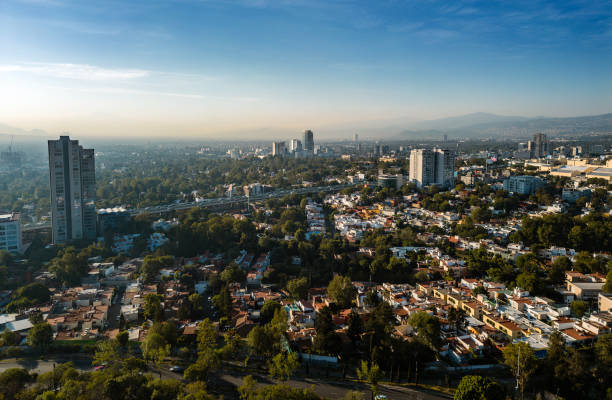 istock Mexico City on a hazy morning 1500472978