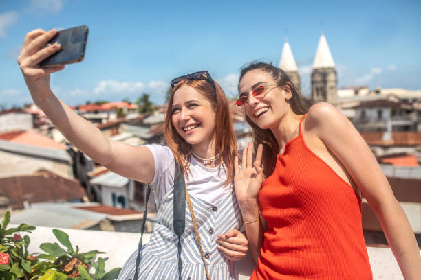 istock Friends traveling around world  together 1500485335