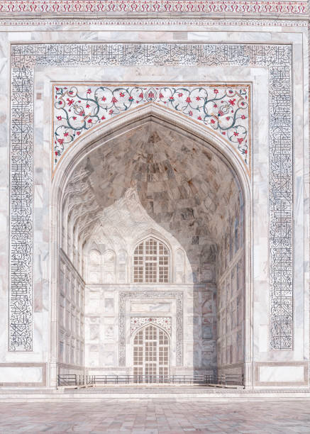 A picture of details of Taj Mahal