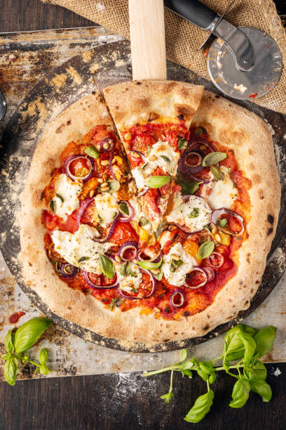 istock Red Onion and Tomato Pizza with Burrata 1500523429