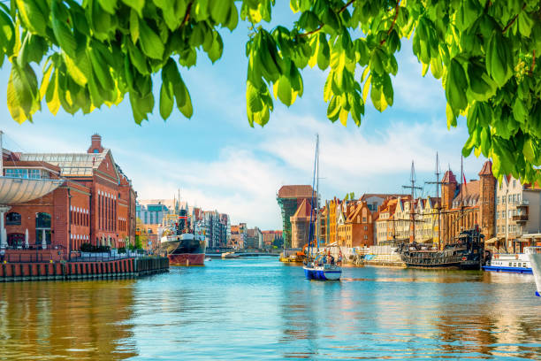 istock Canal in the city 1500584171