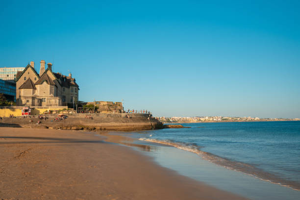 istock Rainha beach in Cascais, Lisbon 1500623612