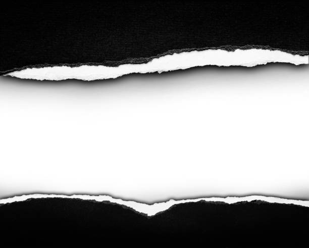 istock Gap in ripped paper 1500666297