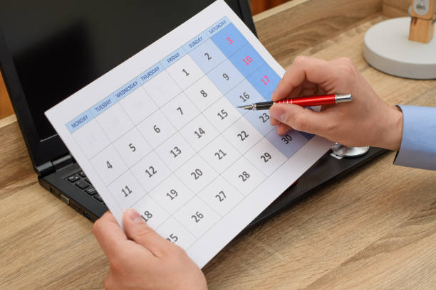 istock Mark the date on the calendar 1500785688