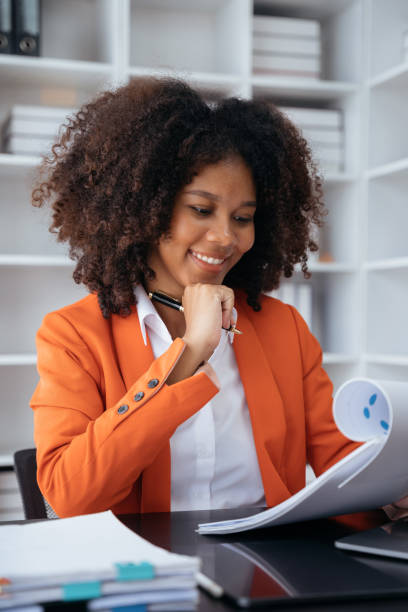 istock Businesswoman analyzing business enterprise data management, business analytics with charts, Marketing, Financial, Analyst, Business growth chart. 1500801501